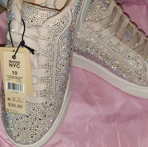 MADDEN NYC RHINESTONE LACE UP PLATFORM SNEAKER SIZE 10